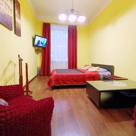 Apartment Anna Lviv Buitenkant foto
