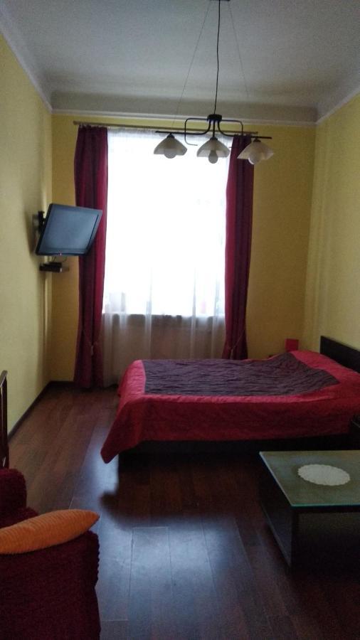 Apartment Anna Lviv Buitenkant foto